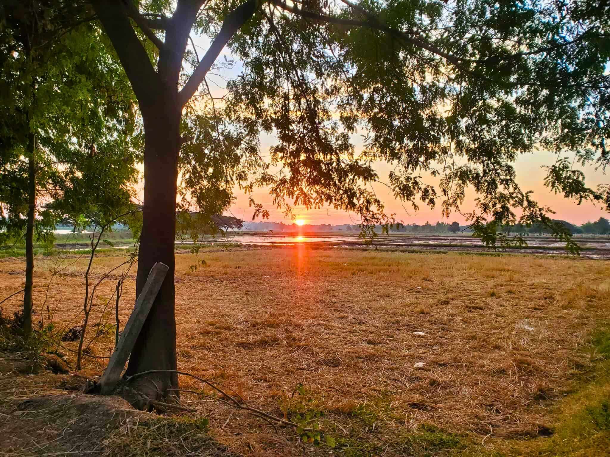 isan sunset near the water